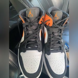 Jordan 1 Retro Shattered Backboard